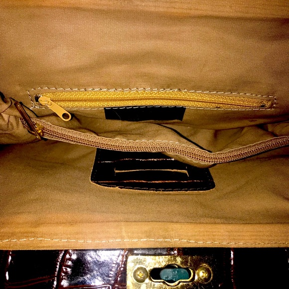 Handbag - Picture 2 of 5